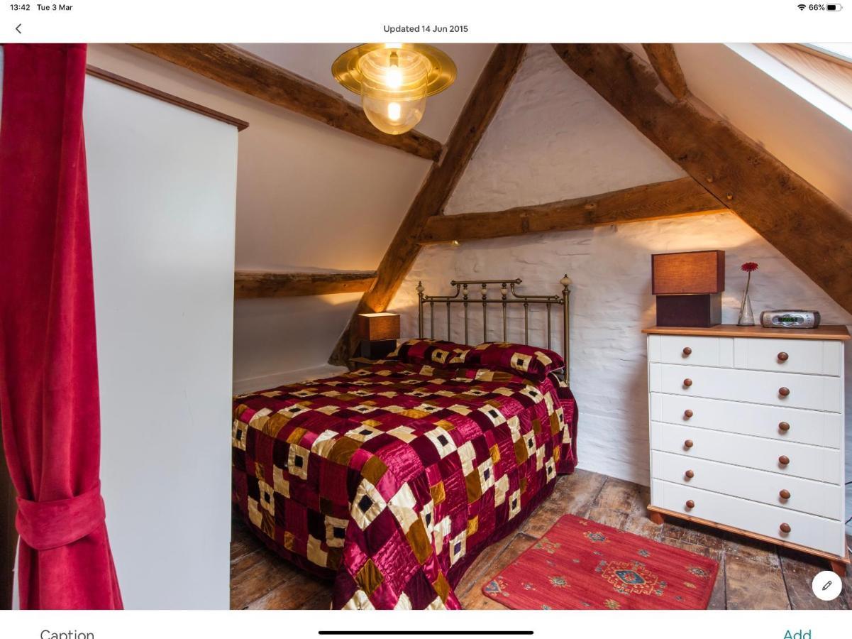Ty Fferm Hen, Ancient Farmhouse, Coity Bach Talybont-on-Usk Ngoại thất bức ảnh