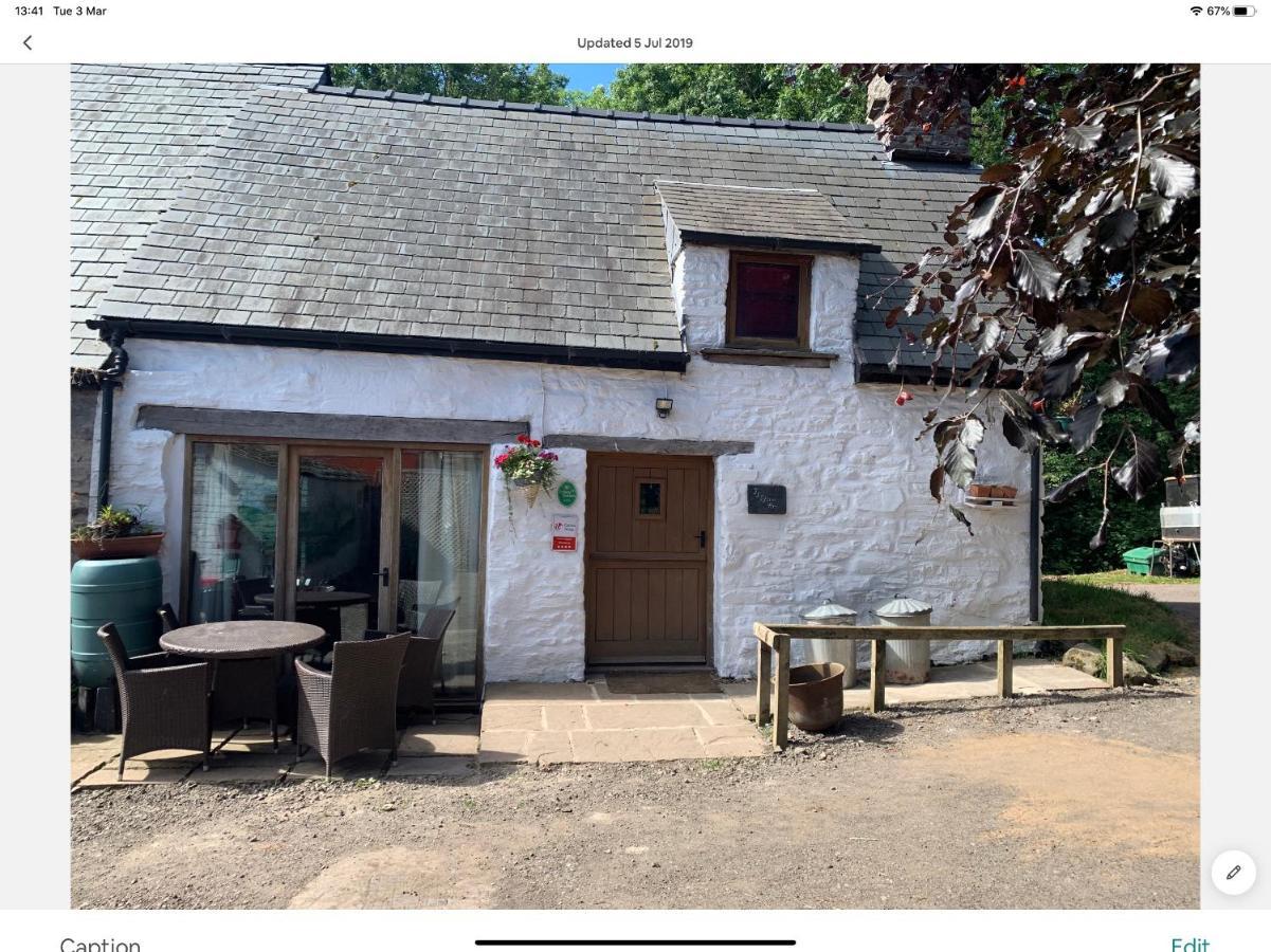 Ty Fferm Hen, Ancient Farmhouse, Coity Bach Talybont-on-Usk Ngoại thất bức ảnh