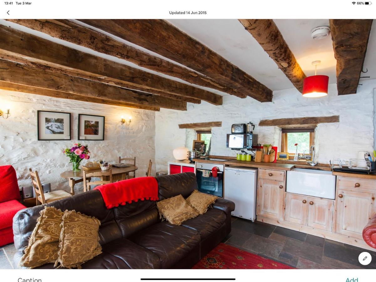 Ty Fferm Hen, Ancient Farmhouse, Coity Bach Talybont-on-Usk Ngoại thất bức ảnh